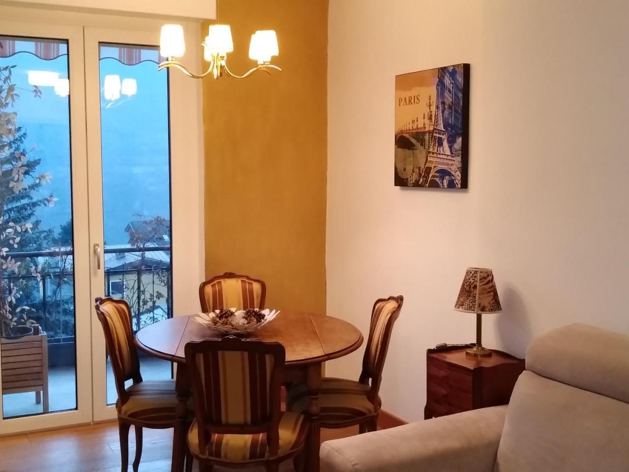 Appartamento Monti E Relax Saint-Vincent Exterior photo
